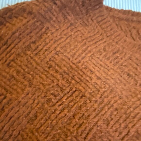 Rust ONLY sweater - Picture 2 of 3